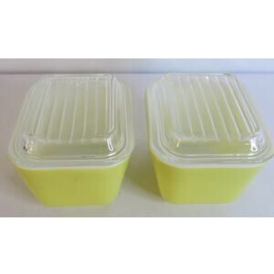 Pyrex 1960's Set Refrigerator Dishes with Lids 1.5 Cup 501B/C Yellow USA Vintage